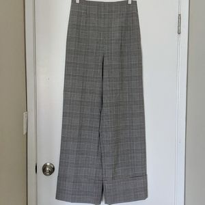 Wide-legged high-waisted plaid pants